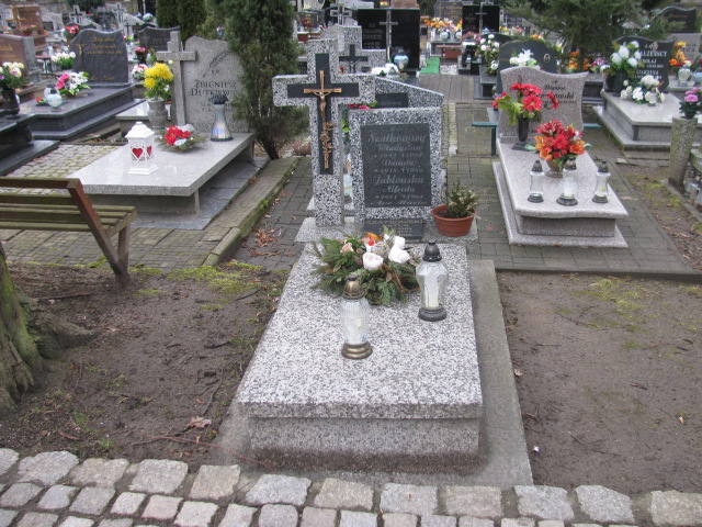 Grób Danuta  Szatkowska