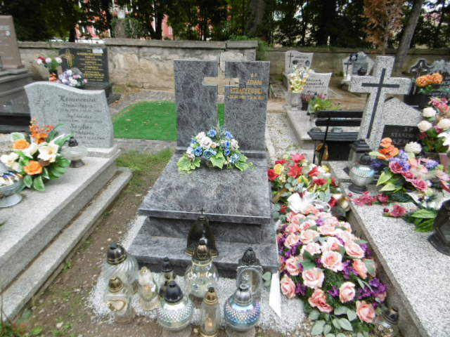 Grób Adam Strączewski