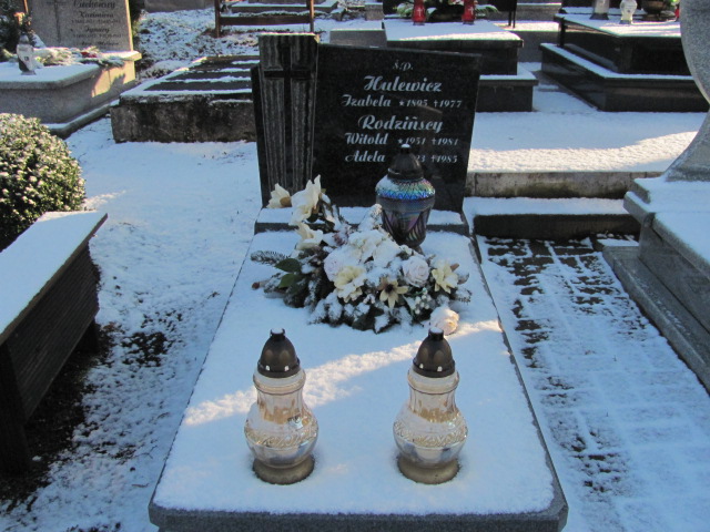 Grób Izabela Hulewicz