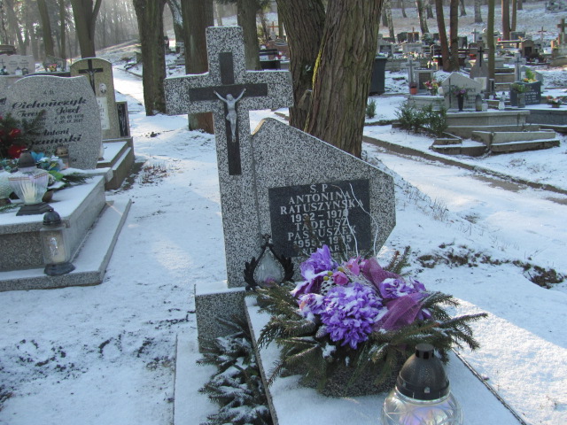 Grób Antonina Sercharb (Ratuszyńska)