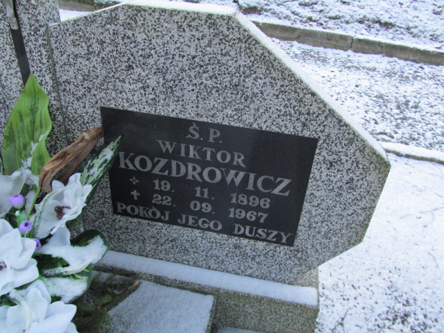Wiktor Kozdrowicz 1896 Lwówek Śląski - Grobonet - Wyszukiwarka osób pochowanych